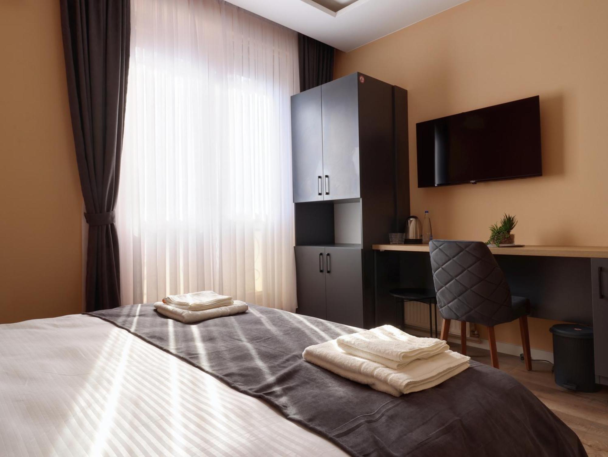 Midtown Prishtina Stays - Central Location Pristina Exterior photo
